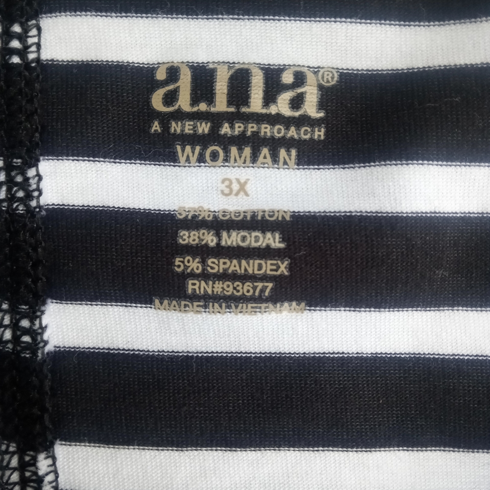 a.n.a Women's Plus Size 3X Navy Blue & White Horizontal Striped Long Sleeve Tee - Picture 7 of 9